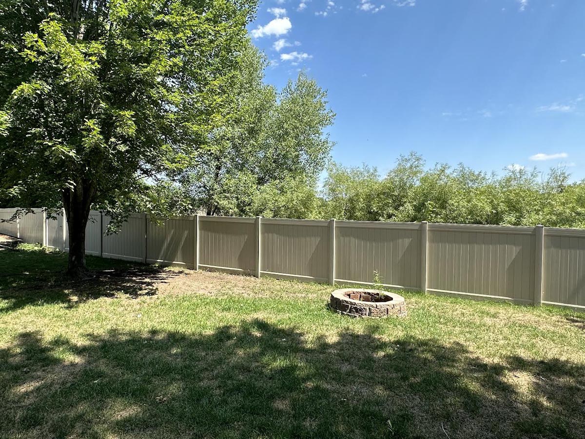 6 ft Vinyl Fence Installers MN